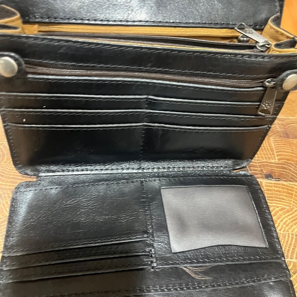 Patricia Nash Bianco Crossbody Black Leather Large Convertible Organizer WalletP - Picture 5 of 6